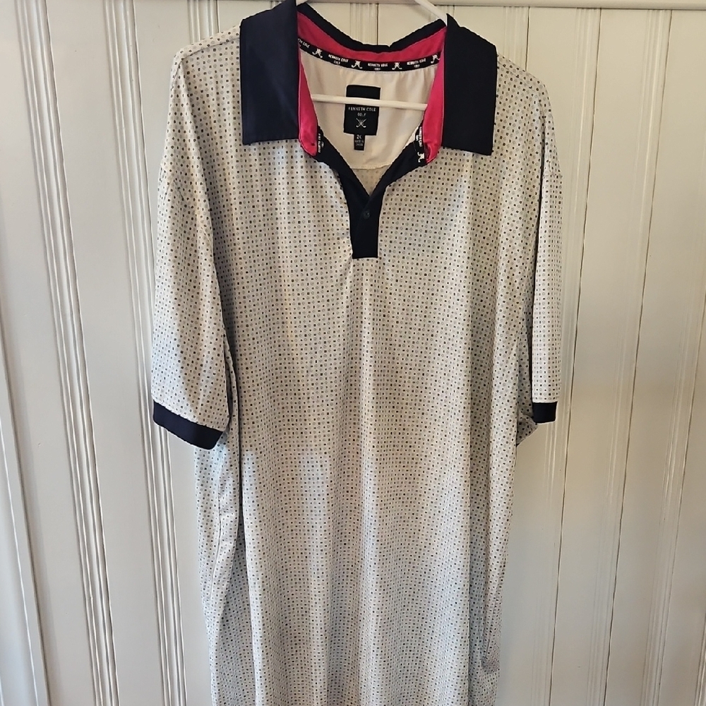 Kenneth Cole Golf Navy Polo Shirt with Pink Trim and White Base